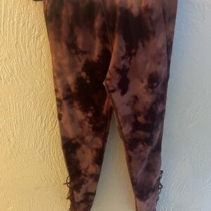 Victoria's Secret Burgundy Leggings